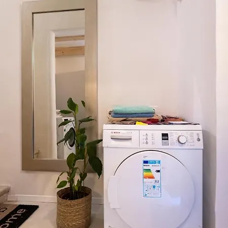 Bed and Breakfast Buza House