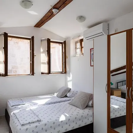 住宿加早餐酒店 Buza House 杜布罗夫尼克