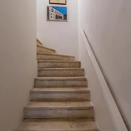 Buza House *
